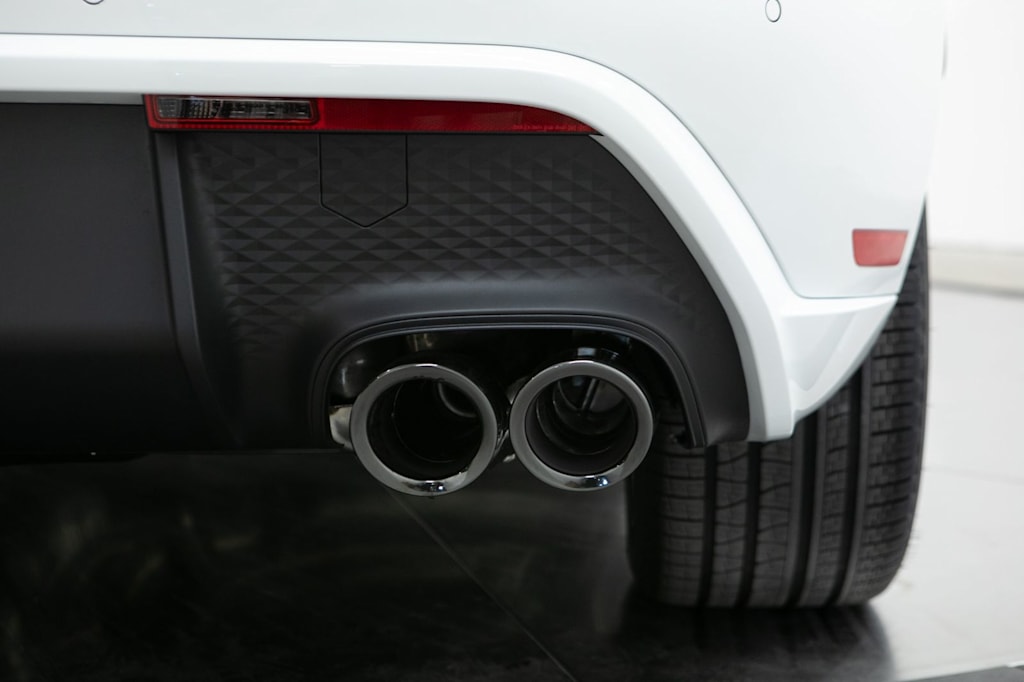 Thumbnail: 2026 Porsche Macan - 37