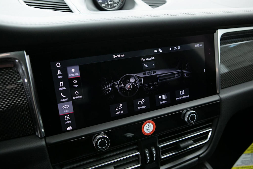 Thumbnail: 2026 Porsche Macan - 11