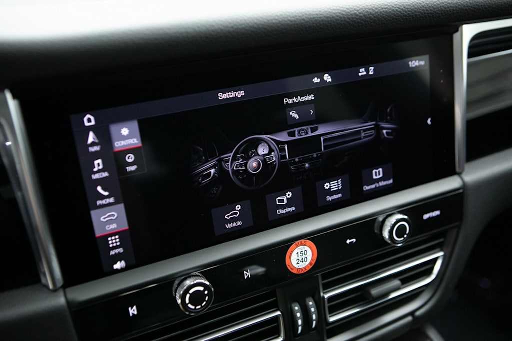 Thumbnail: 2026 Porsche Macan - 13