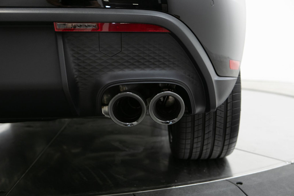 Thumbnail: 2026 Porsche Macan - 38