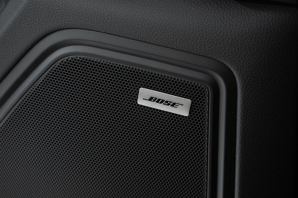 Thumbnail: 2026 Porsche Macan - 14