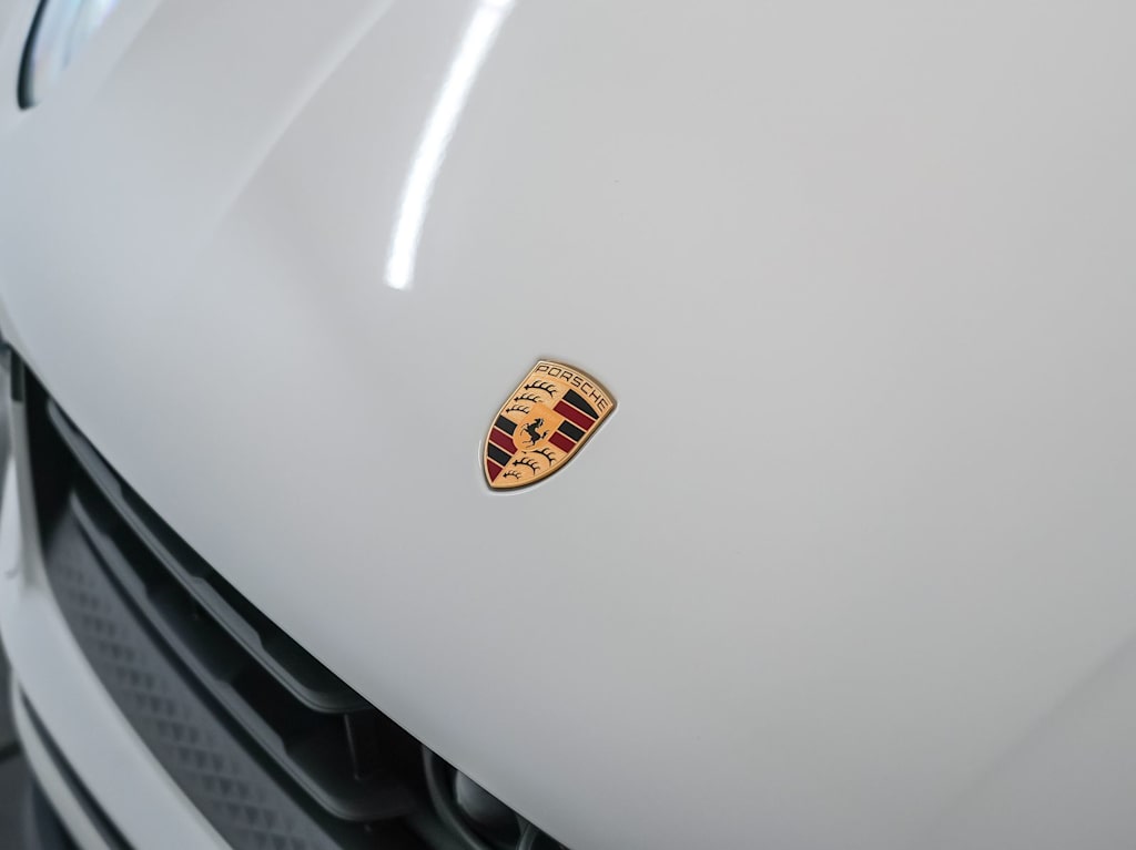 Thumbnail: 2024 Porsche Macan - 7