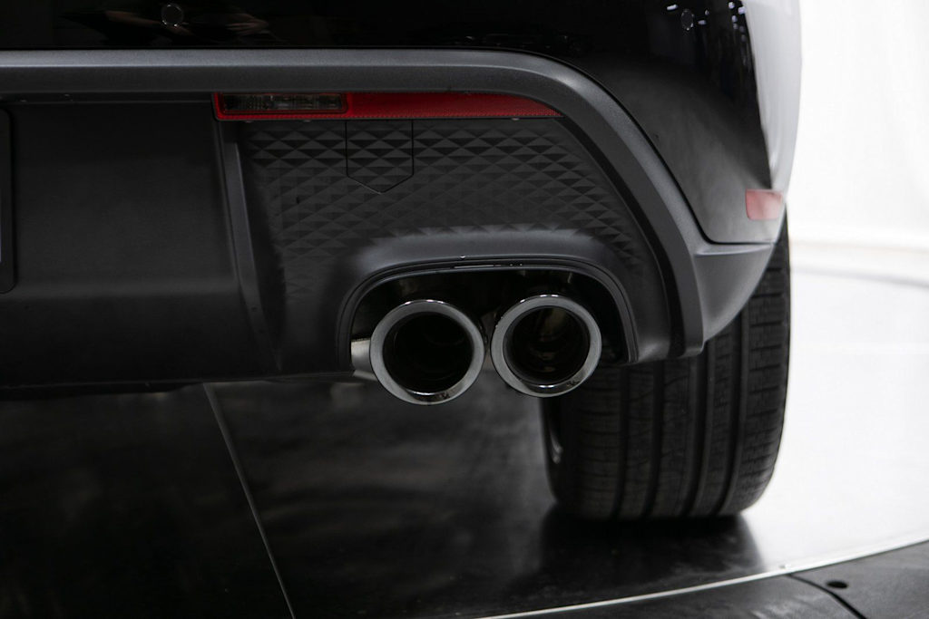 Thumbnail: 2026 Porsche Macan - 37