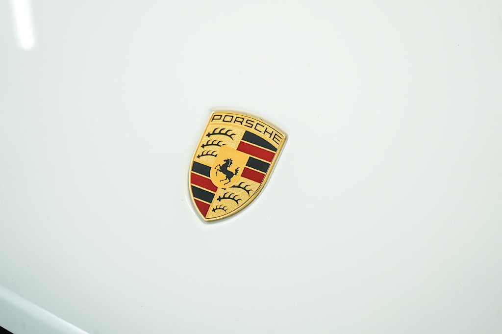 Thumbnail: 2026 Porsche Macan - 6