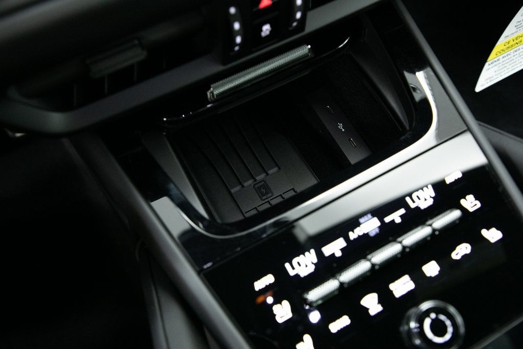 Thumbnail: 2025 Porsche Cayenne - 26