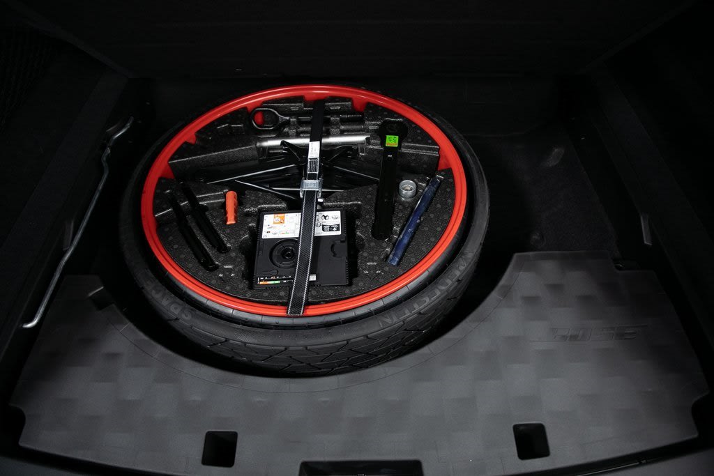 Thumbnail: 2025 Porsche Cayenne - 34