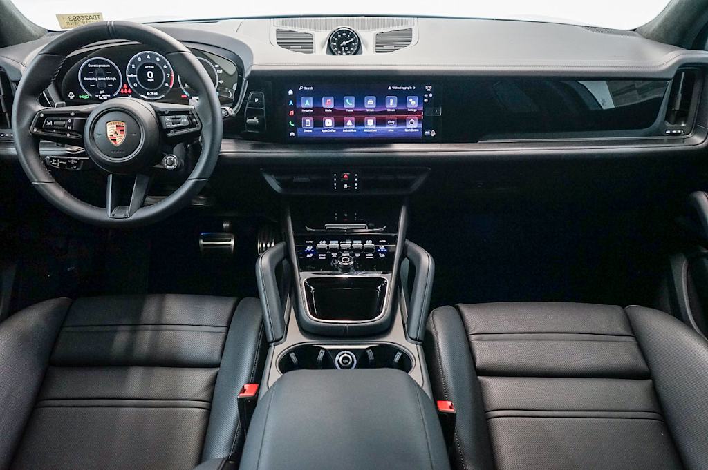 Thumbnail: 2026 Porsche Cayenne - 6