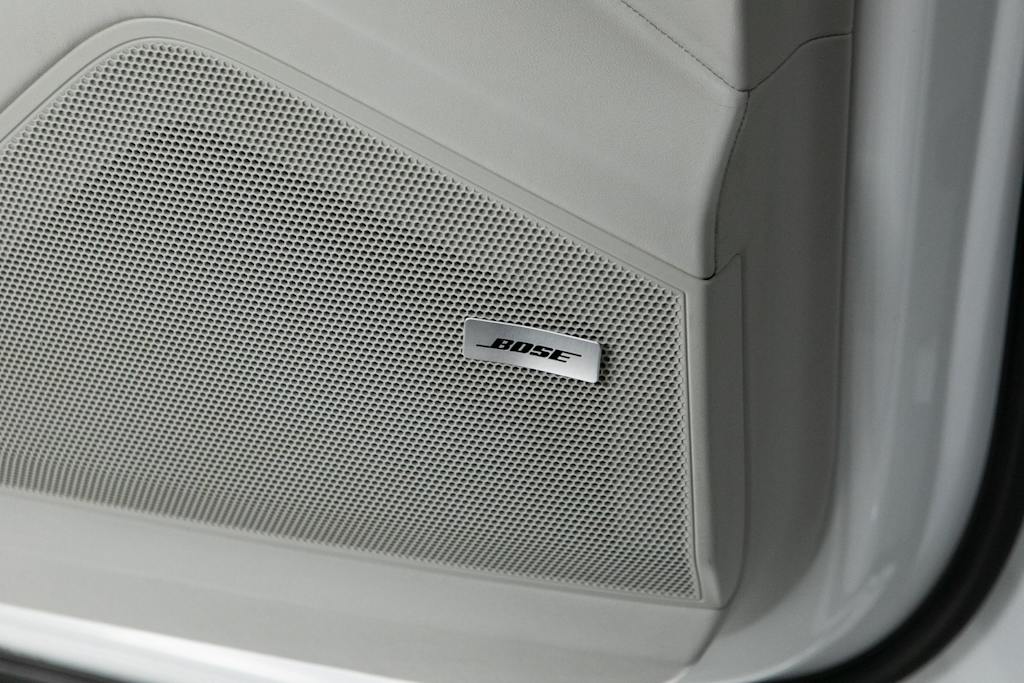 Thumbnail: 2023 Porsche Cayenne - 28