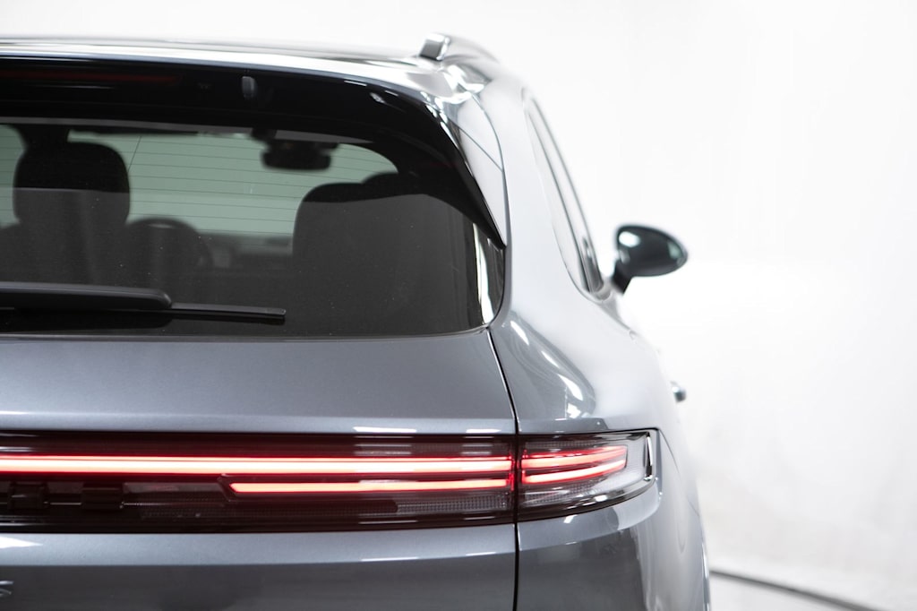 Thumbnail: 2026 Porsche Cayenne - 26