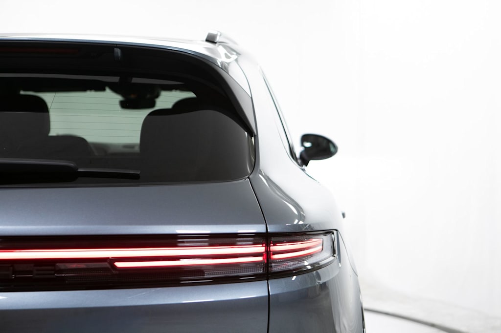 Thumbnail: 2026 Porsche Cayenne - 26