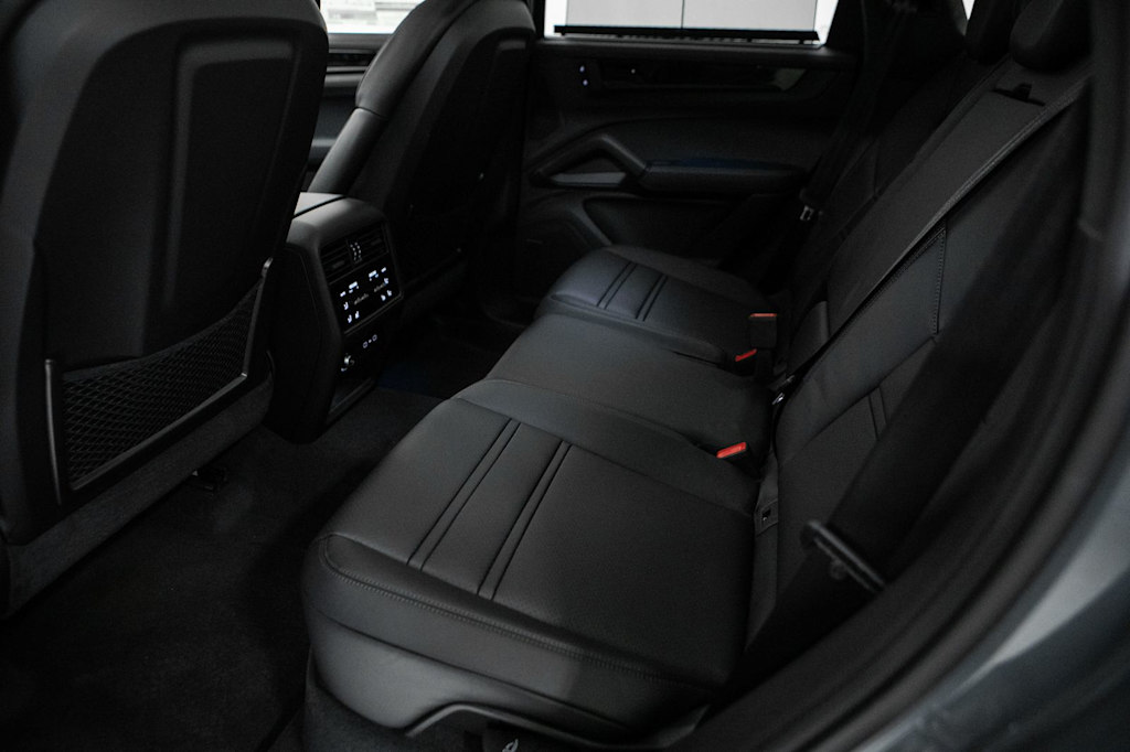 Thumbnail: 2026 Porsche Cayenne - 9