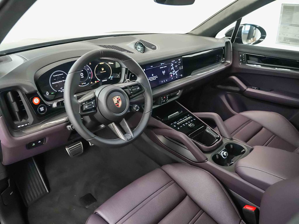 Thumbnail: 2026 Porsche Cayenne - 2