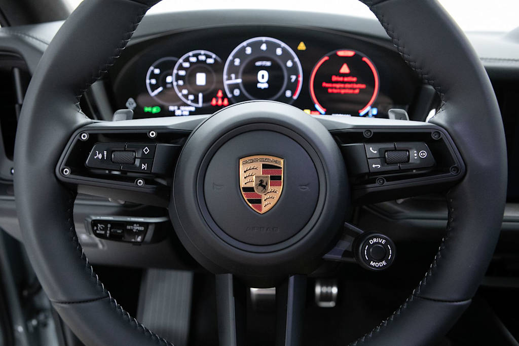 Thumbnail: 2026 Porsche Cayenne - 10