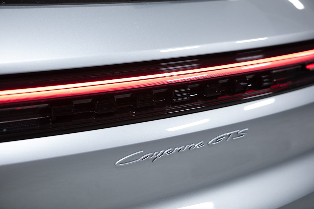 Thumbnail: 2026 Porsche Cayenne - 22