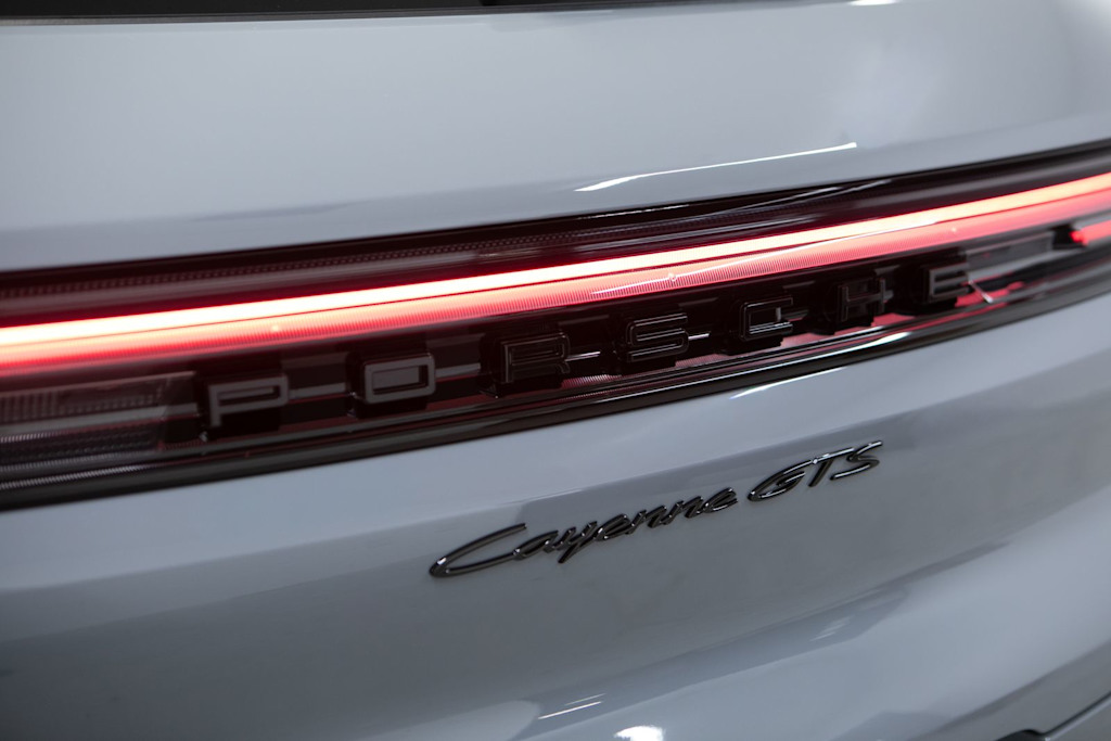 Thumbnail: 2026 Porsche Cayenne - 38