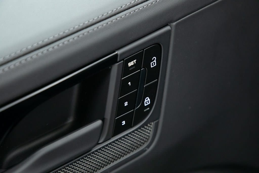 Thumbnail: 2025 Porsche Cayenne - 23