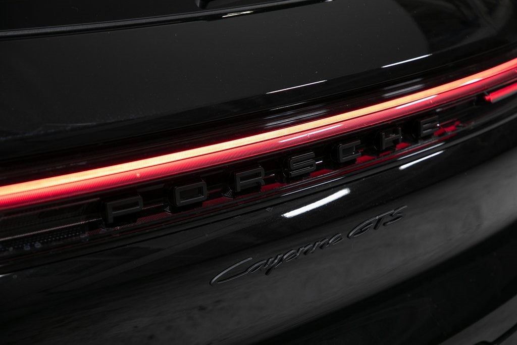 Thumbnail: 2025 Porsche Cayenne - 38