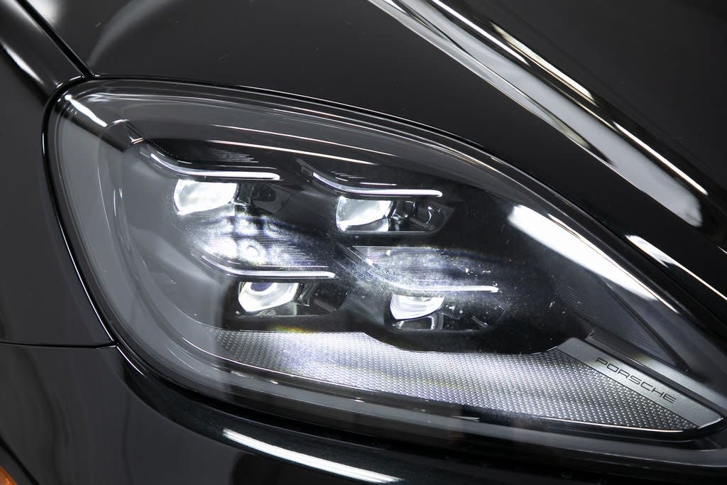 Thumbnail: 2025 Porsche Cayenne - 35