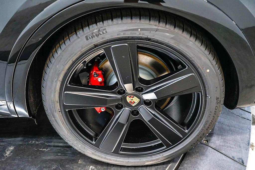 Thumbnail: 2026 Porsche Cayenne - 8