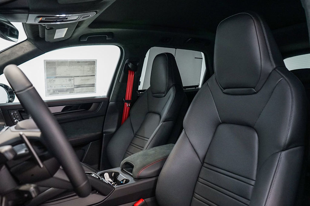 Thumbnail: 2026 Porsche Cayenne - 11