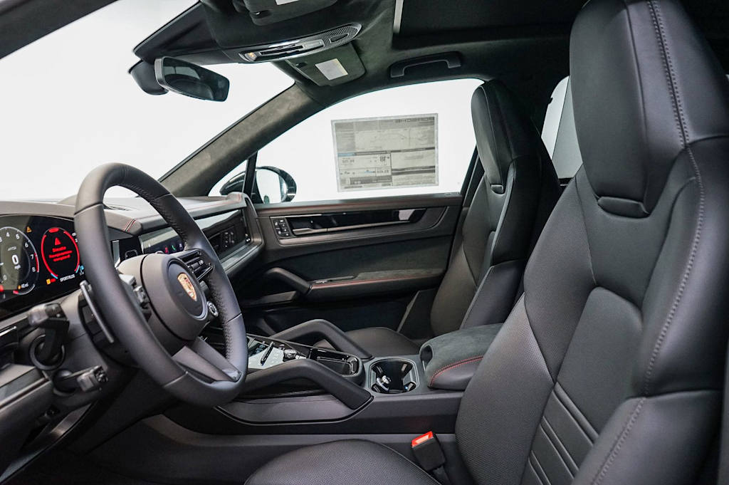 Thumbnail: 2026 Porsche Cayenne - 27