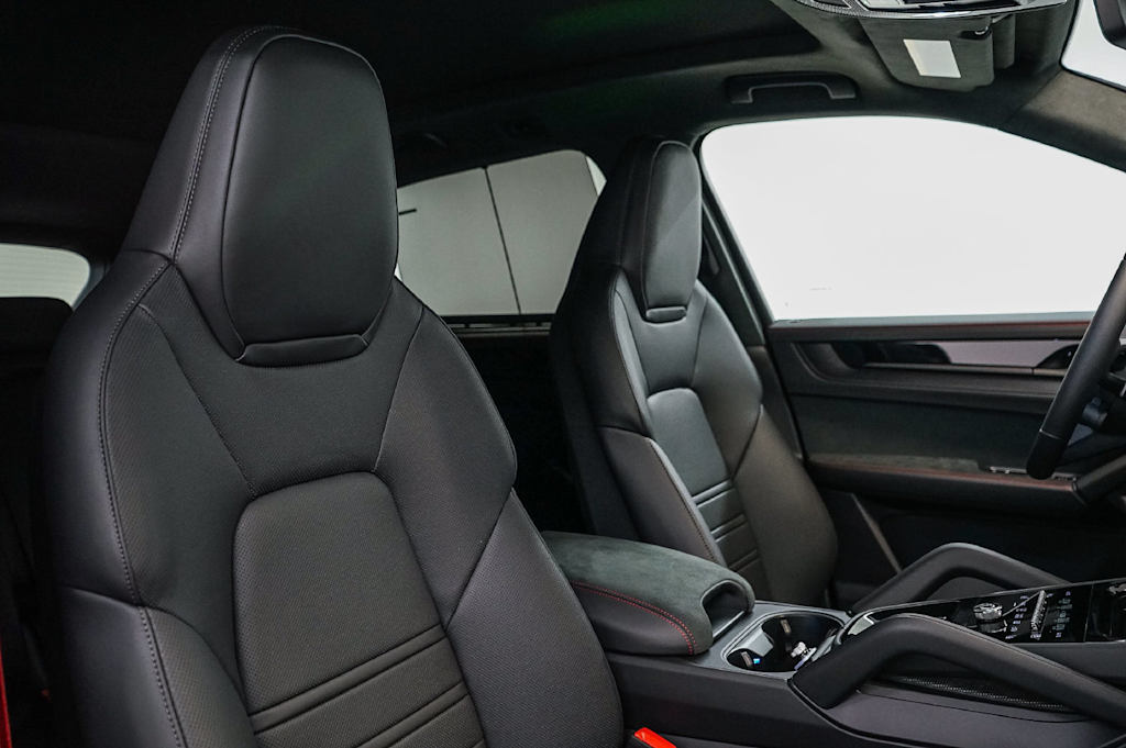 Thumbnail: 2026 Porsche Cayenne - 12