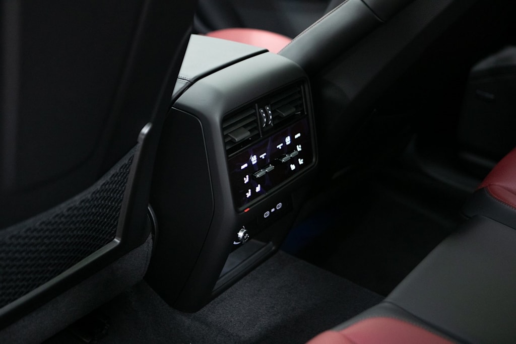 Thumbnail: 2026 Porsche Cayenne - 31