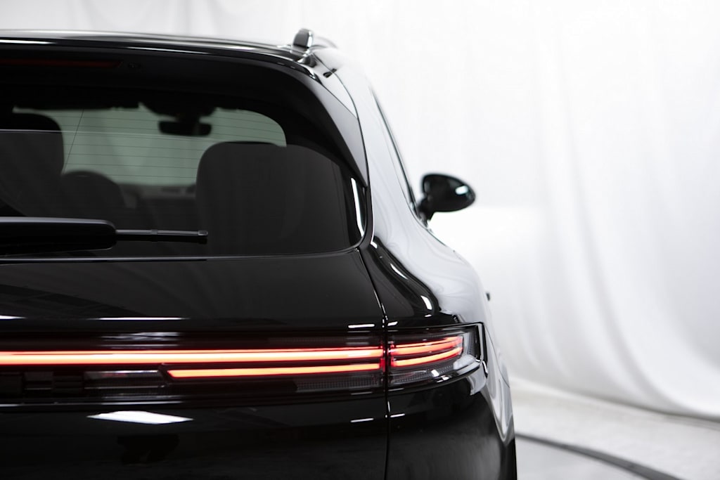 Thumbnail: 2026 Porsche Cayenne - 39