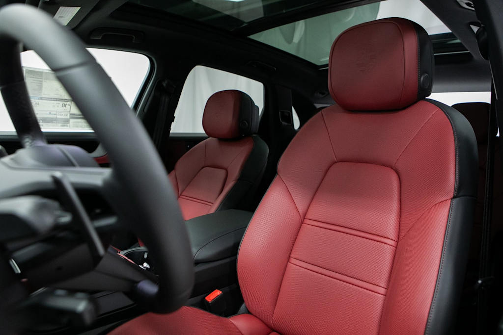 Thumbnail: 2026 Porsche Cayenne - 9