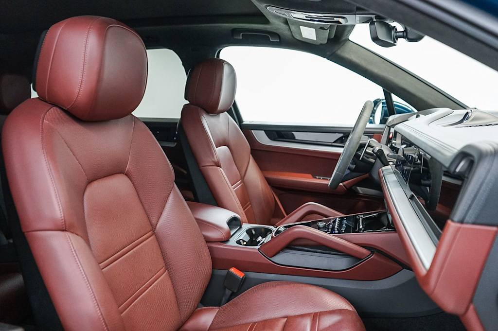 Thumbnail: 2024 Porsche Cayenne - 12