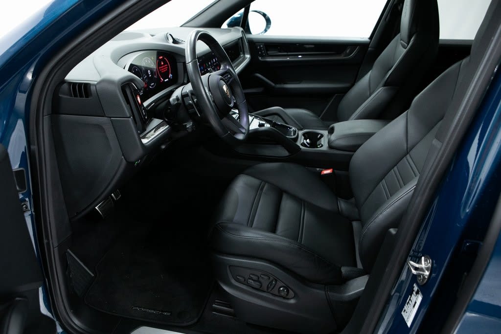 2024 Porsche Cayenne S 12