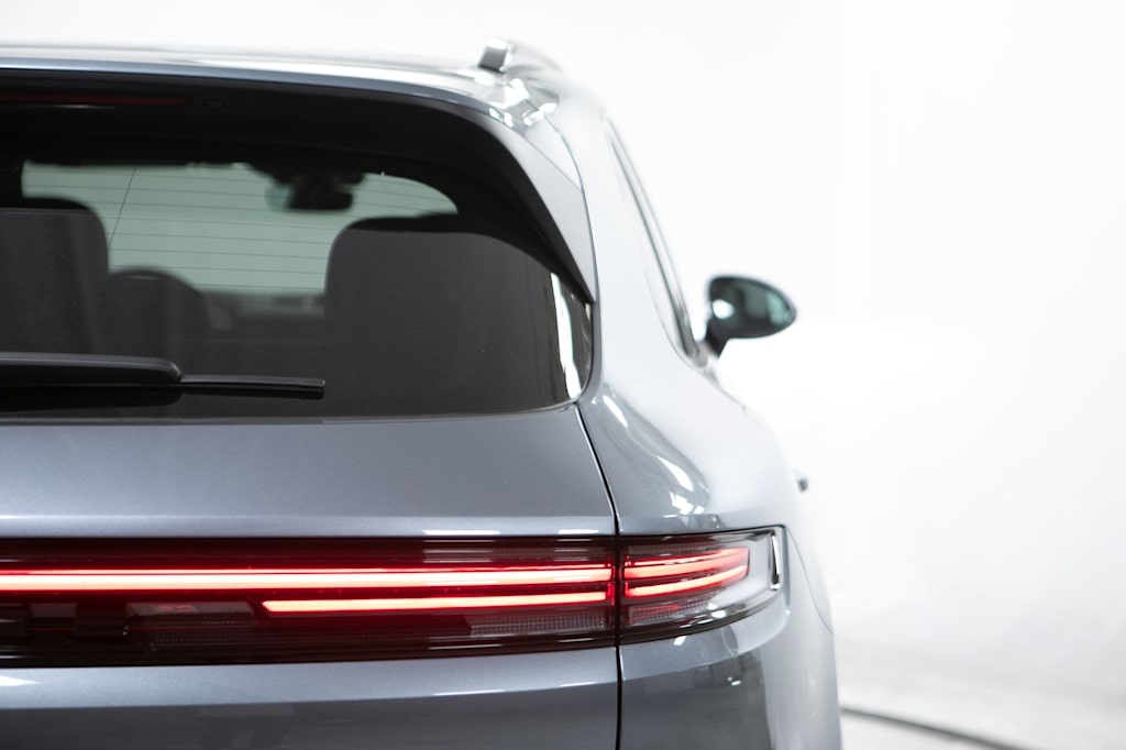 Thumbnail: 2026 Porsche Cayenne - 26