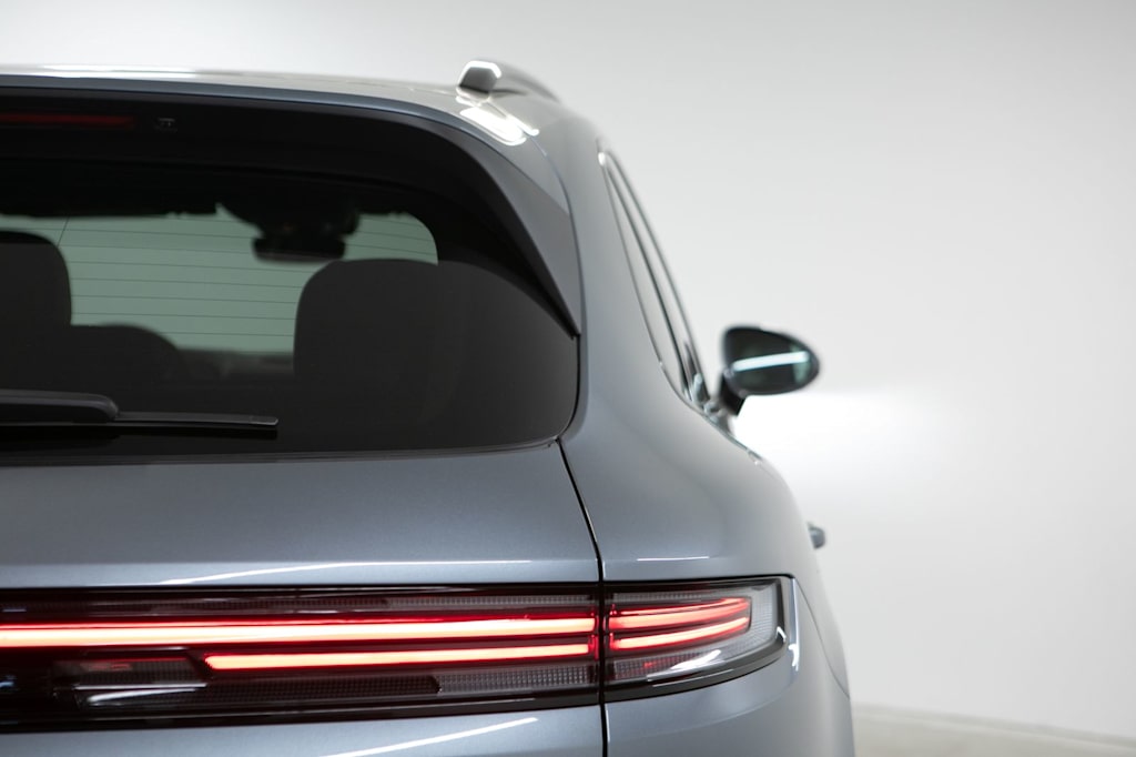 Thumbnail: 2026 Porsche Cayenne - 39