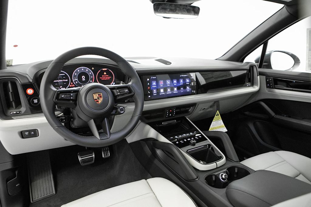 Thumbnail: 2026 Porsche Cayenne - 8