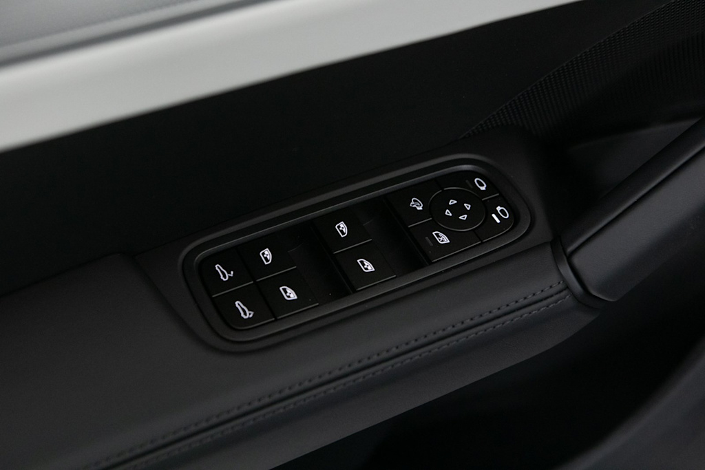 Thumbnail: 2026 Porsche Cayenne - 21