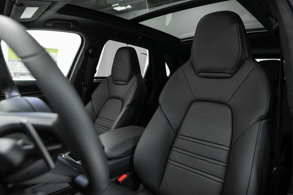 Thumbnail: 2026 Porsche Cayenne - 8