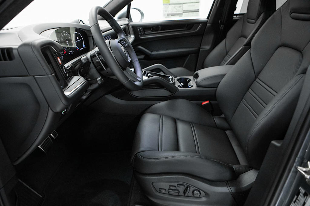 Thumbnail: 2026 Porsche Cayenne - 9