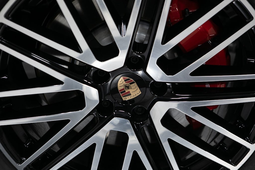 Thumbnail: 2026 Porsche Cayenne - 8