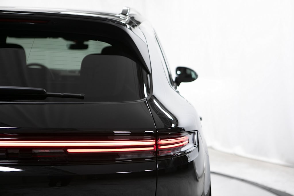 Thumbnail: 2026 Porsche Cayenne - 38