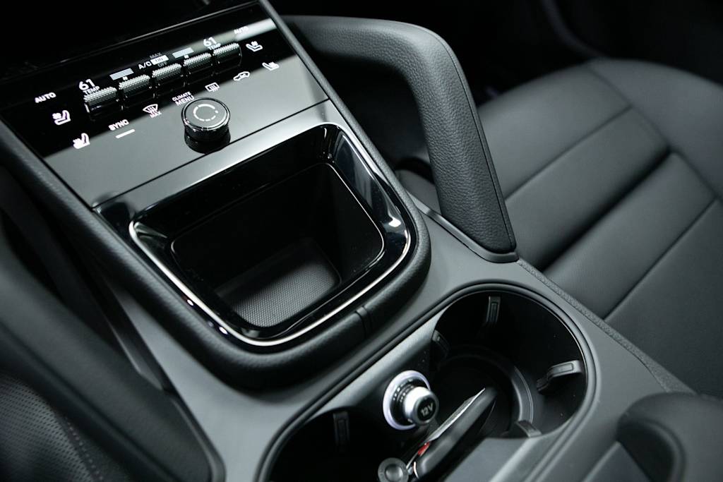 Thumbnail: 2026 Porsche Cayenne - 27