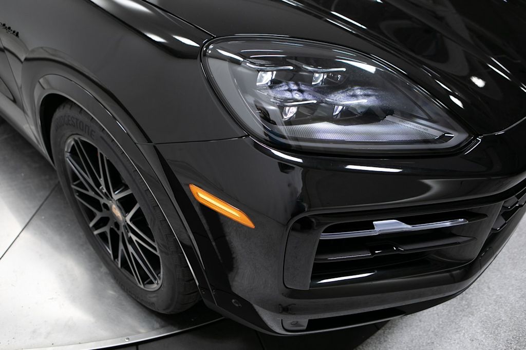Thumbnail: 2026 Porsche Cayenne - 6