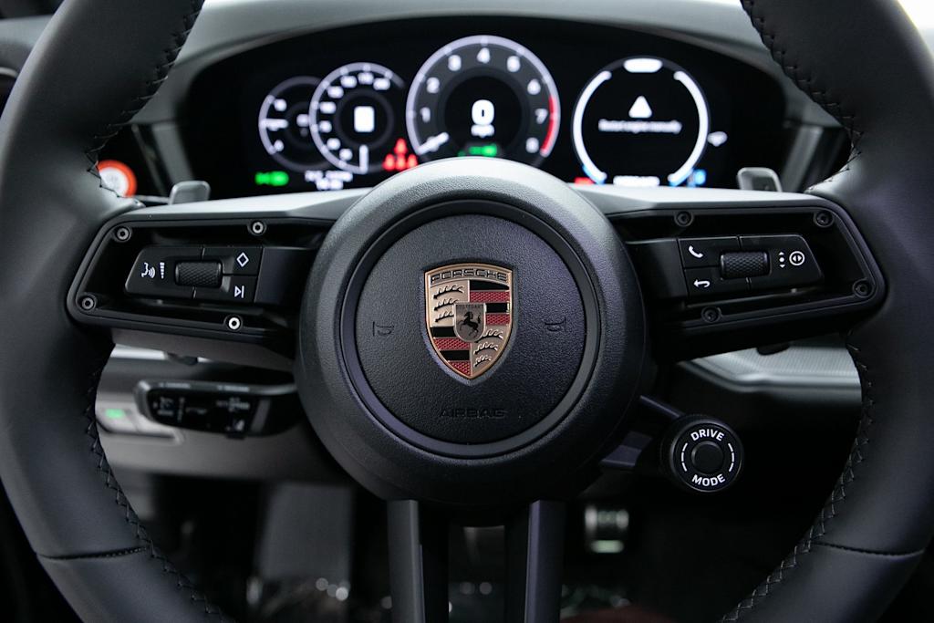 Thumbnail: 2026 Porsche Cayenne - 20