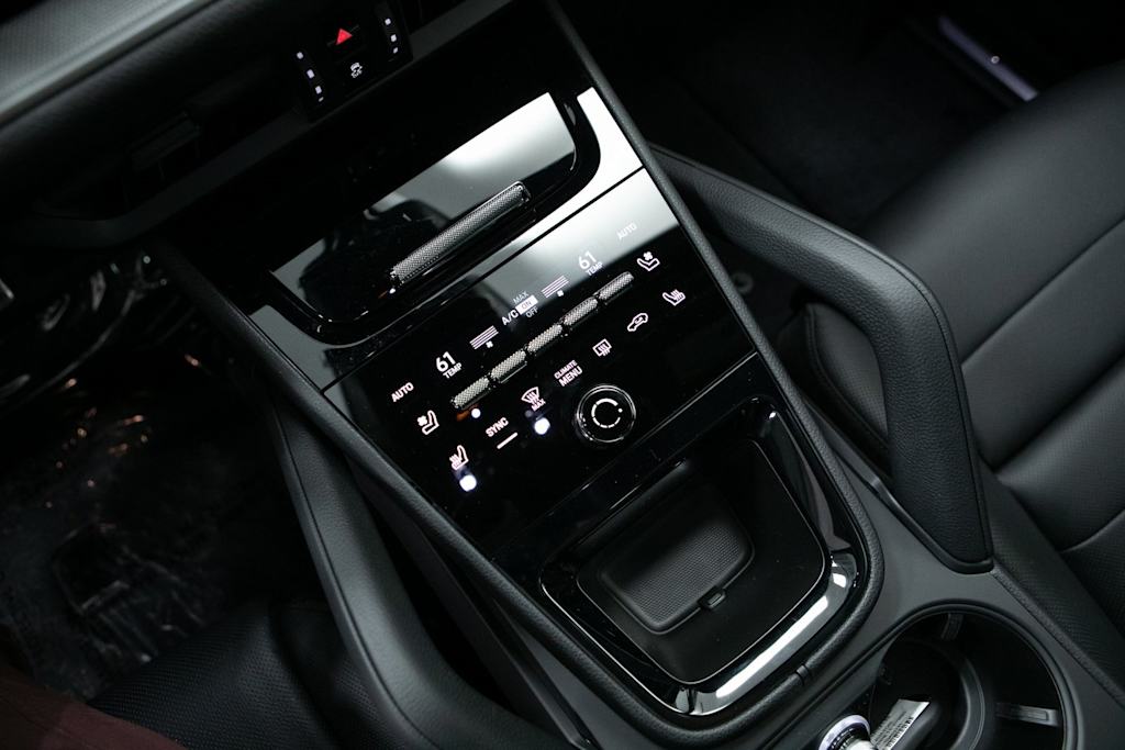 Thumbnail: 2026 Porsche Cayenne - 24