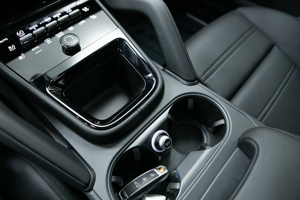 Thumbnail: 2026 Porsche Cayenne - 27