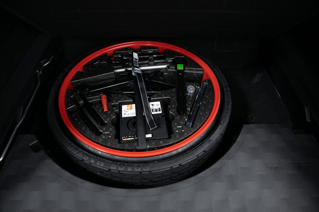 Thumbnail: 2026 Porsche Cayenne - 34