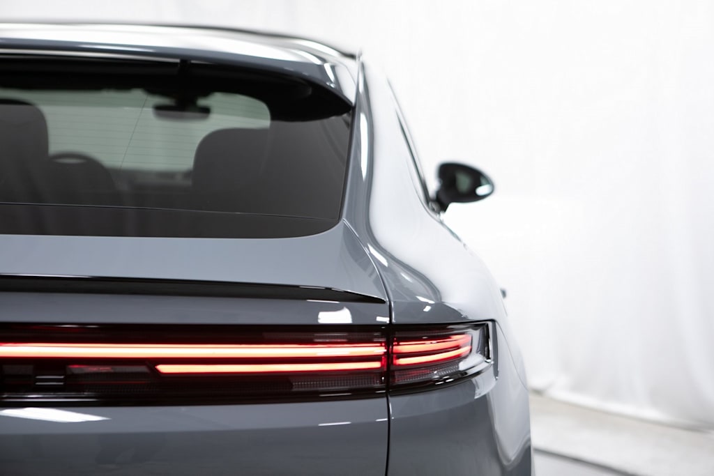 Thumbnail: 2026 Porsche Cayenne - 40