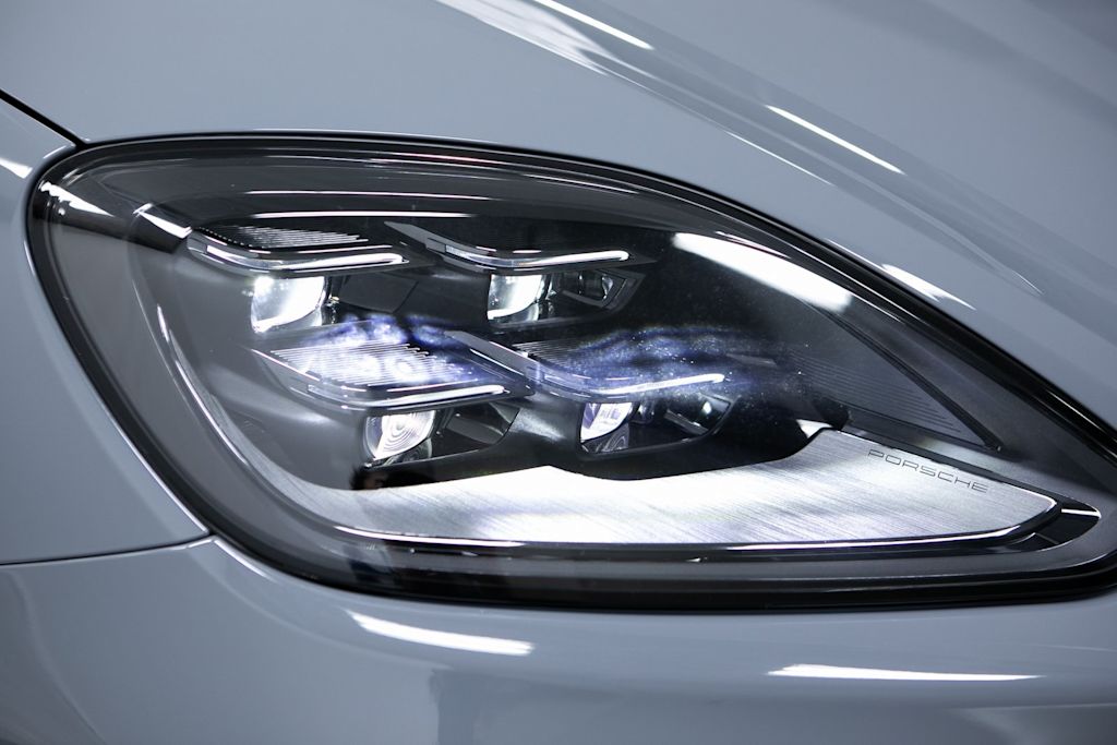 Thumbnail: 2026 Porsche Cayenne - 35