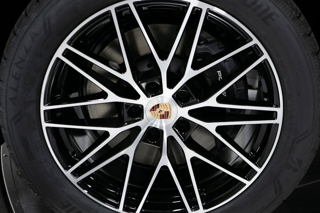 Thumbnail: 2026 Porsche Cayenne - 7