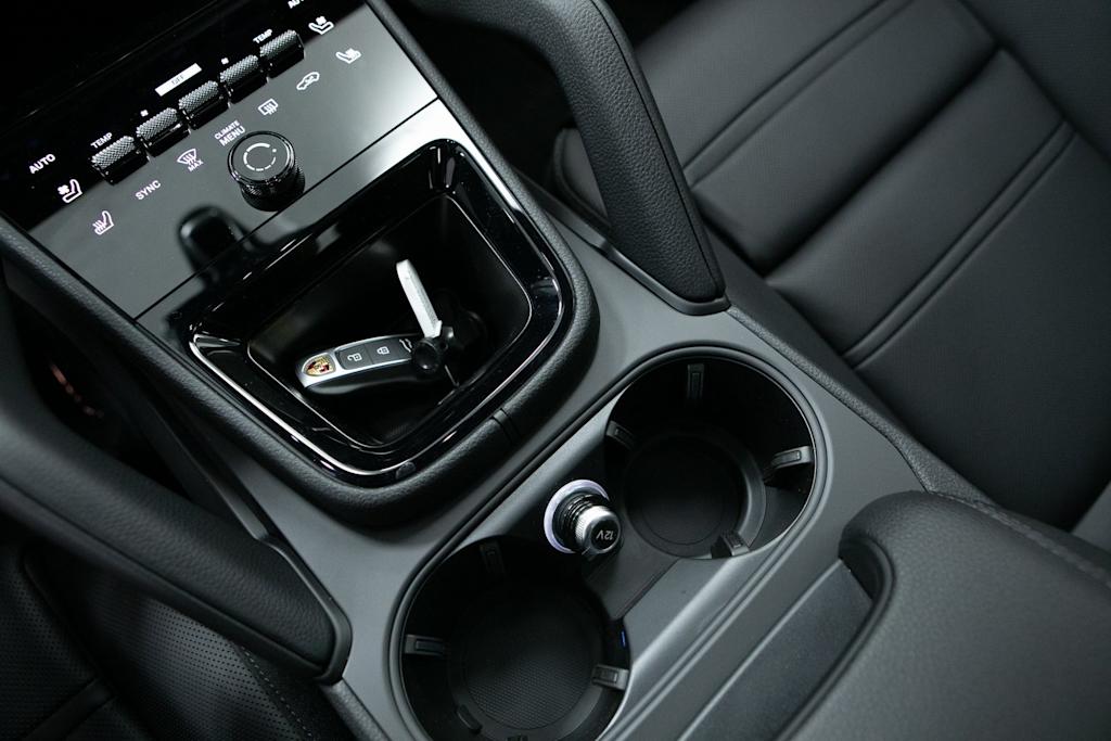 Thumbnail: 2026 Porsche Cayenne - 28