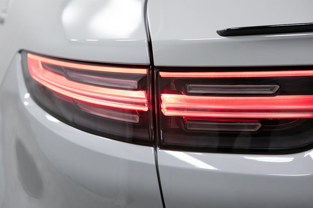 Thumbnail: 2023 Porsche Cayenne - 23